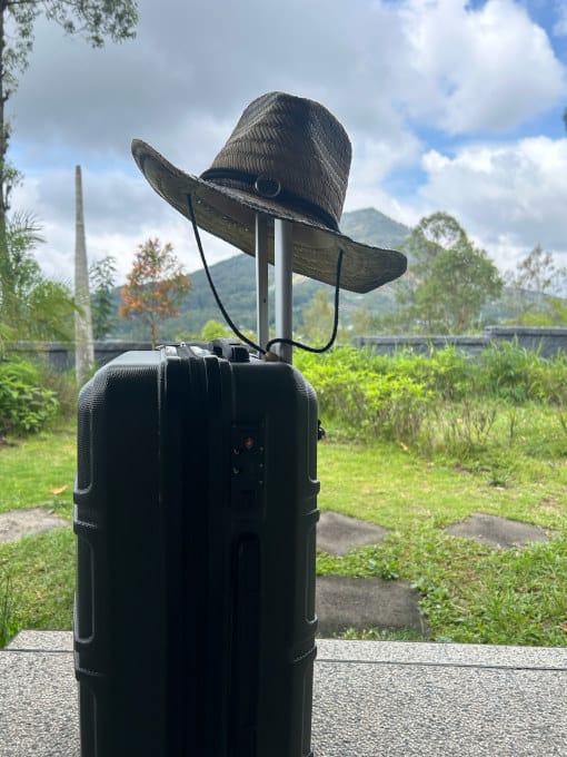 live_your_love_jonathan_daniel_last_section_first_image